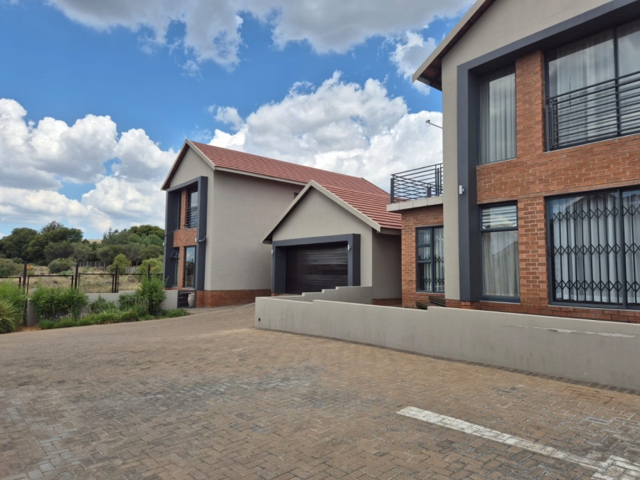 3 Bedroom Property for Sale in Wild Olive Estate Free State